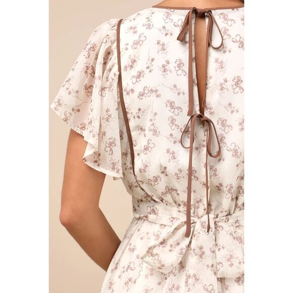 Lulus Adored Outing Ivory Floral Flutter Sleeve Surplice Mini Dress Size L NWT - Picture 3 of 11